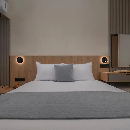 アパート Danae Luxurious Residences- 4 Min Walk From *