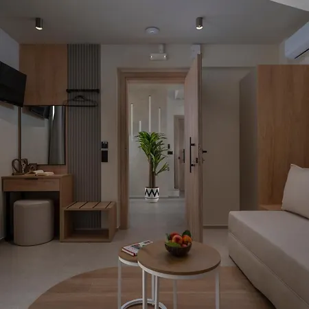 アパート Danae Luxurious Residences- 4 Min Walk From ネア・ムダニア